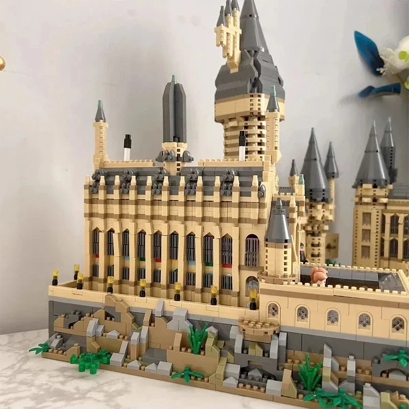 MiniBrick Masters: Medieval Castle Edition
